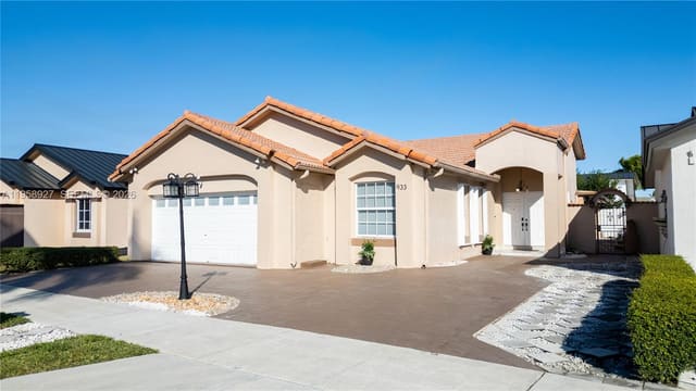 933 NW 133rd Court, sold in Venezia Homes Estates Ist, Miami, FL