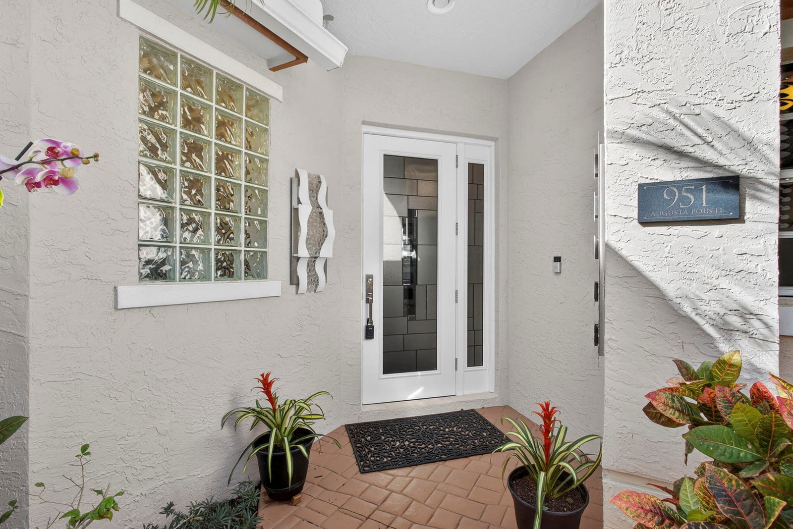 951 Augusta Pointe Drive — photo 4