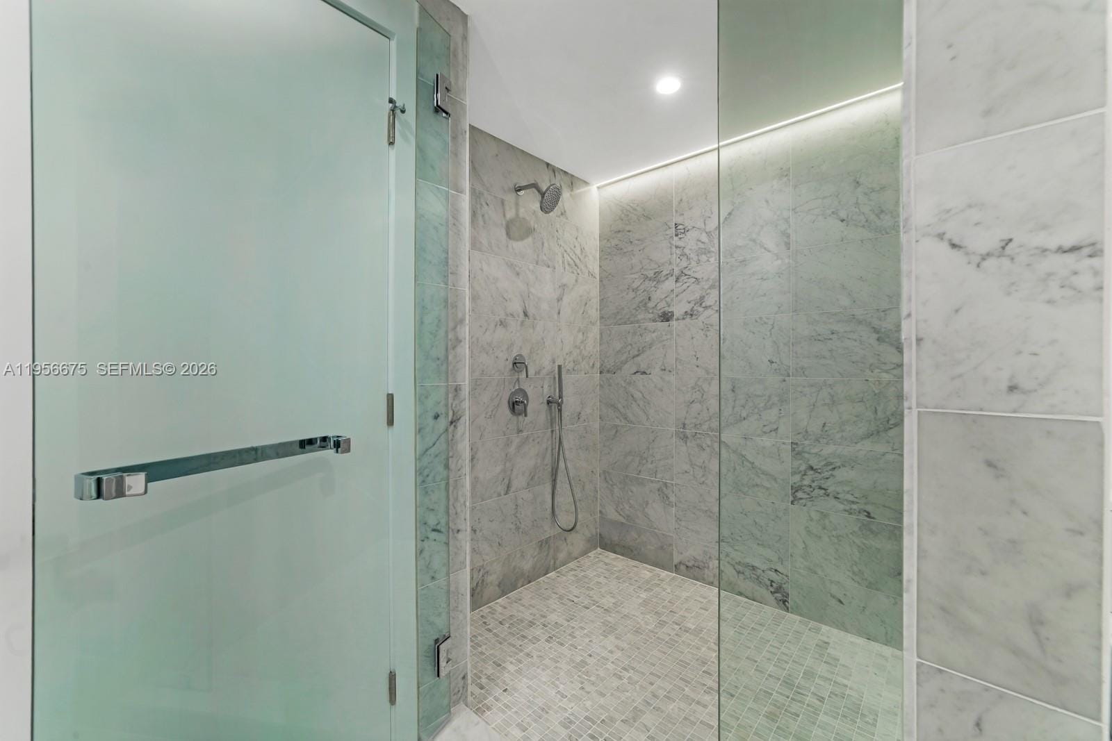 9221 E Bay Harbor Drive 412 — photo 10