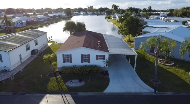 1622 SW 35th Circle, sold in Seminole Cove Condominium, Okeechobee, FL