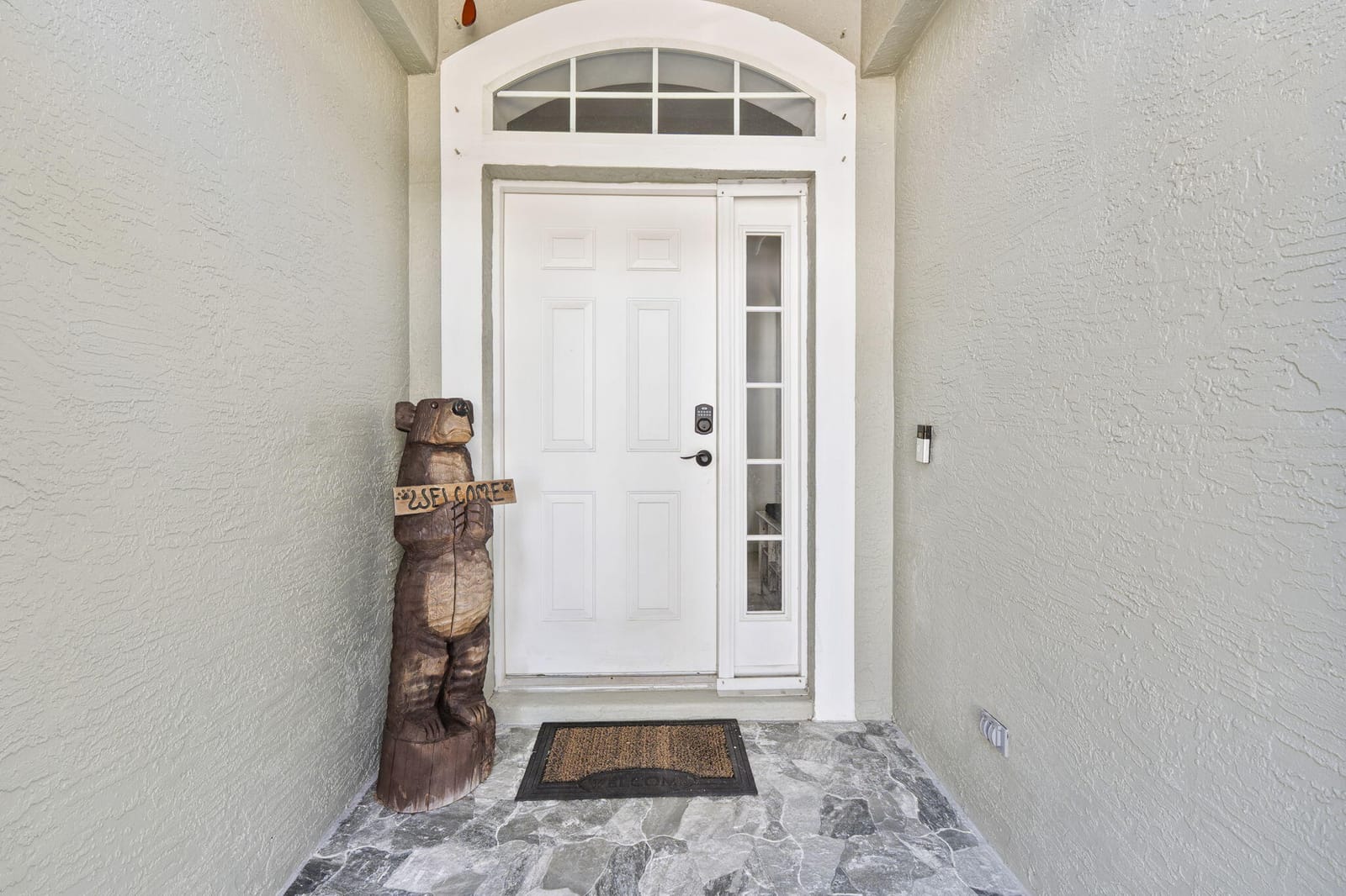 524 SW Cyrilla Trail SW — photo 4