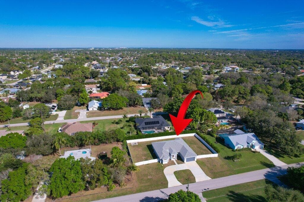 2017 SW Justison Avenue, Port St. Lucie, FL 34953