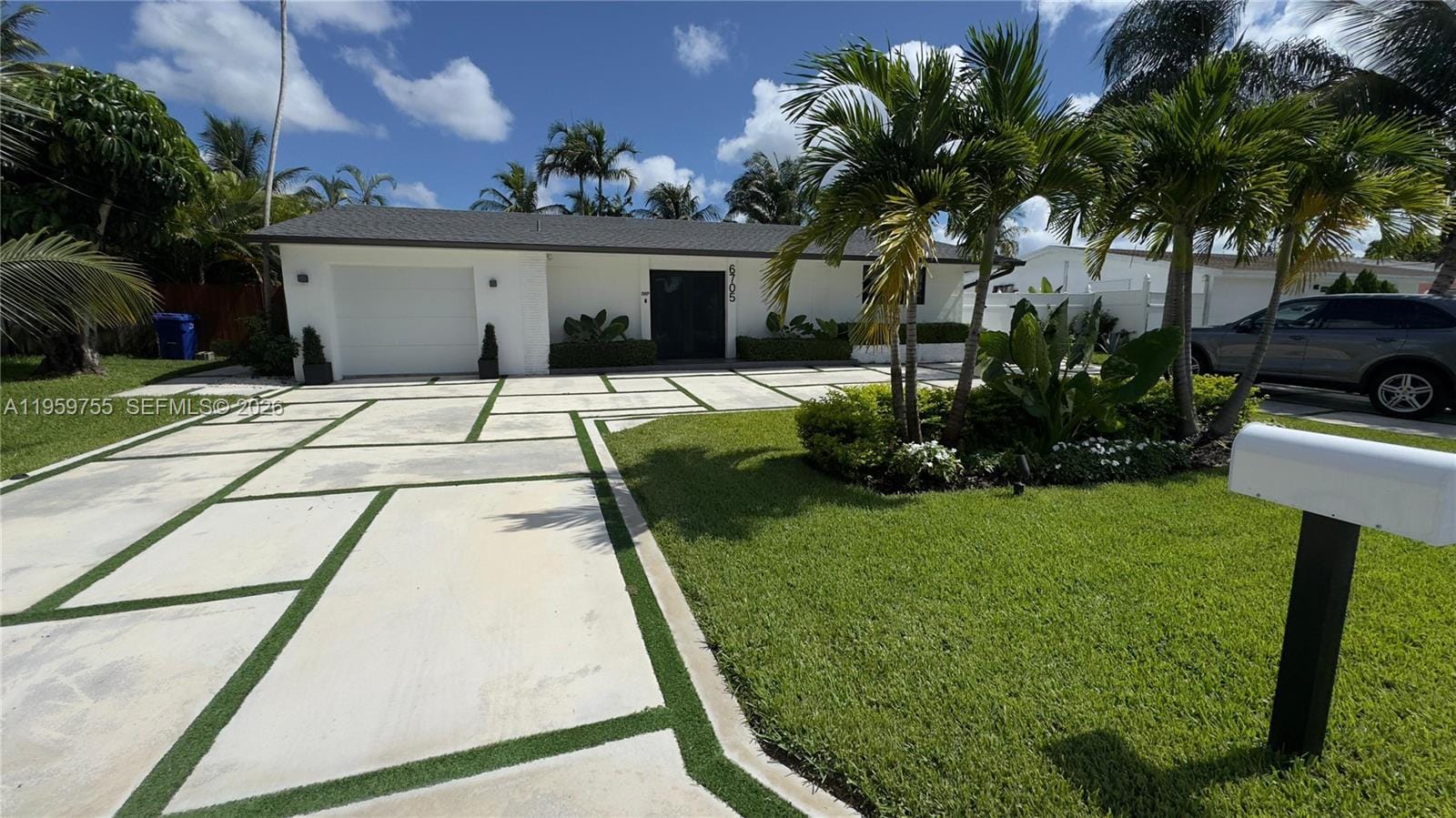 6705 Ficus Drive — photo 4