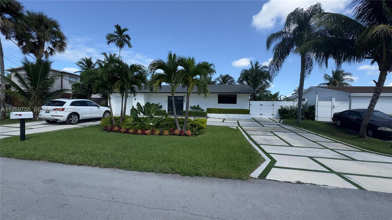 6705 Ficus Drive — photo 5