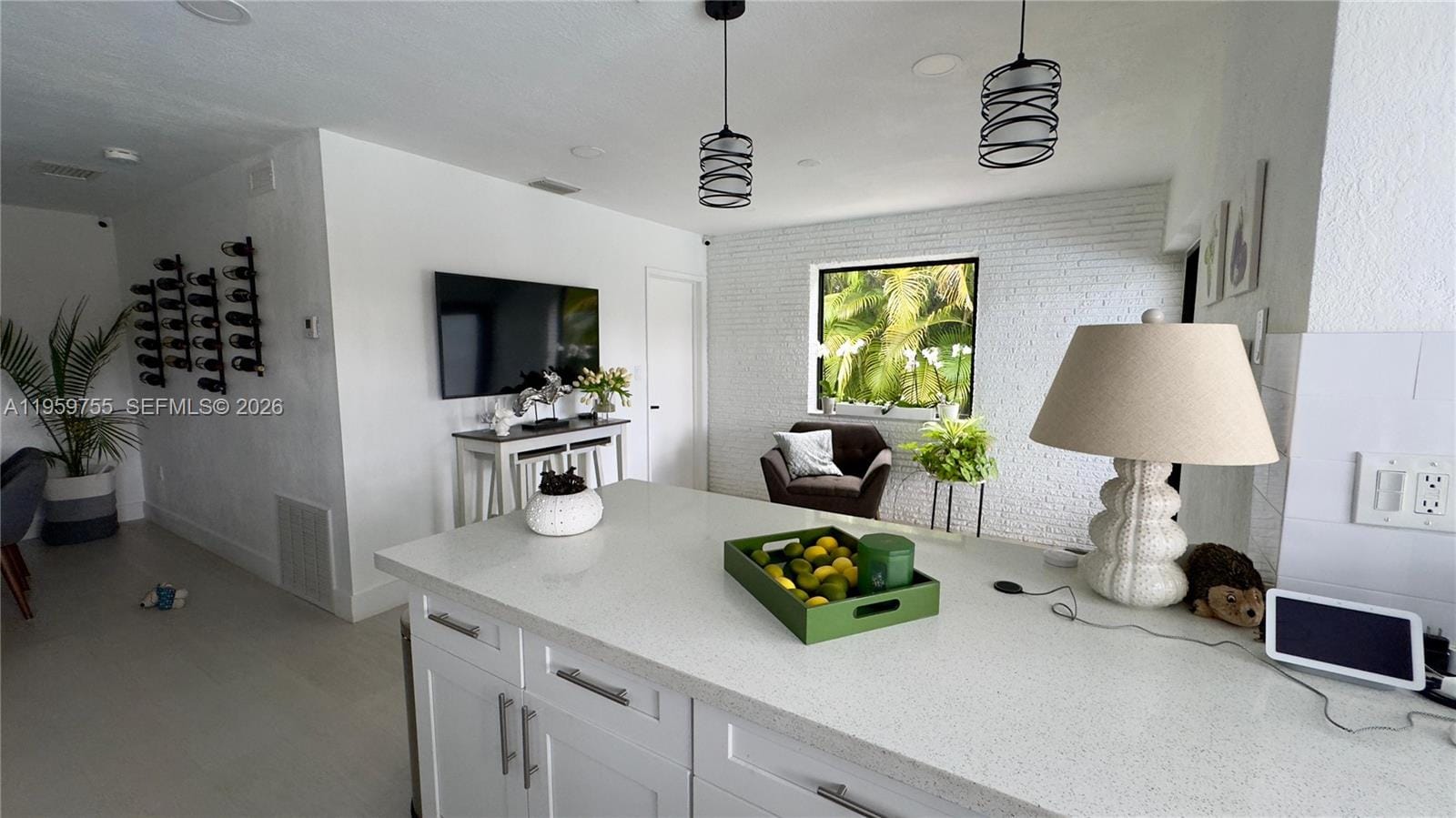 6705 Ficus Drive — photo 10