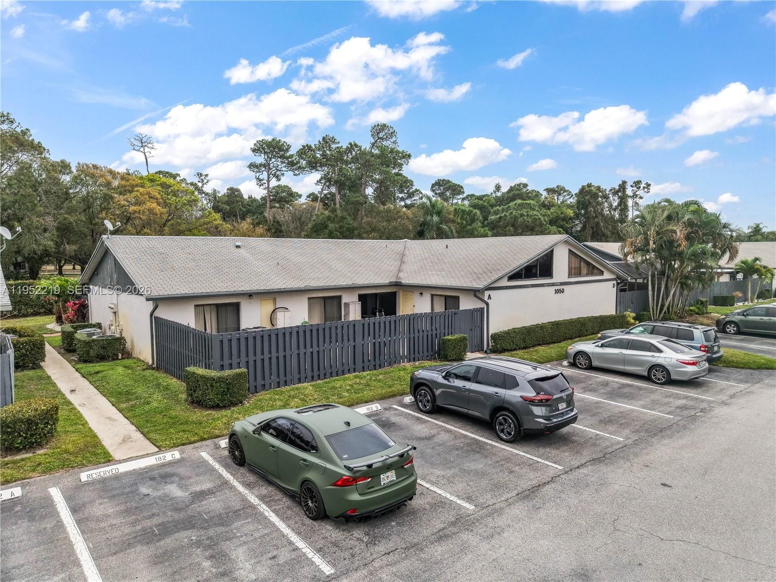 1050 Summit Trail Circle B, West Palm Beach, FL 33415 photo 17