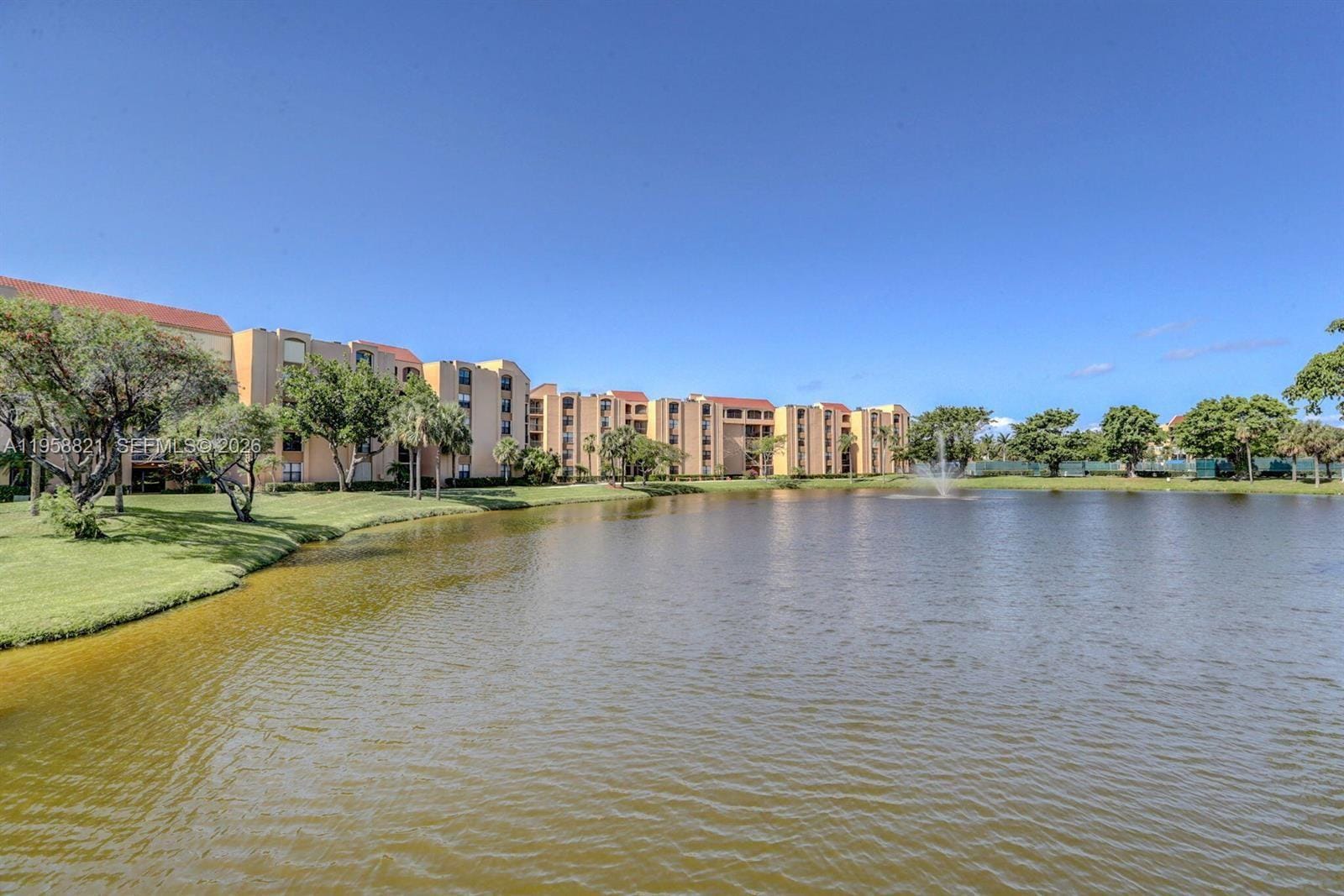 950 Egret Circle 5409, Delray Beach, FL 33444 photo 16