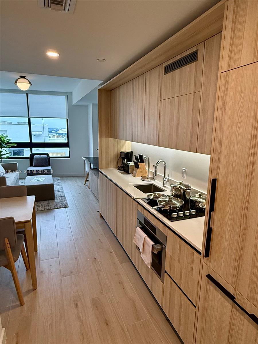 225 N Miami Avenue 3406, Miami, FL 33128, Miami