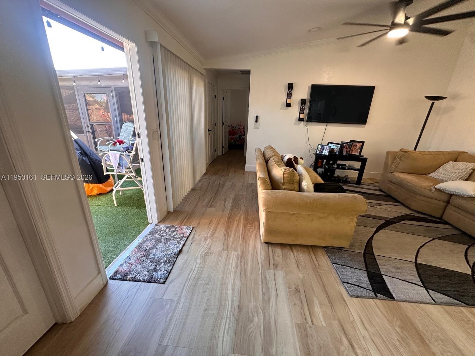 6370 Royal Woods Drive — photo 11
