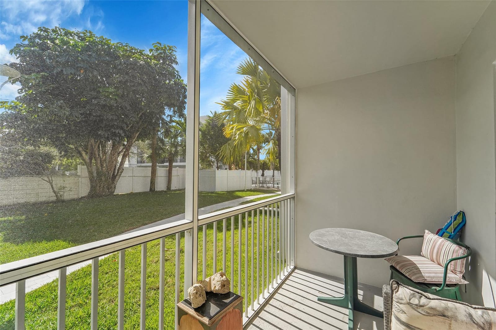 1439 S Ocean Boulevard 105, Lauderdale-By-The-Sea, FL 33062 photo 15