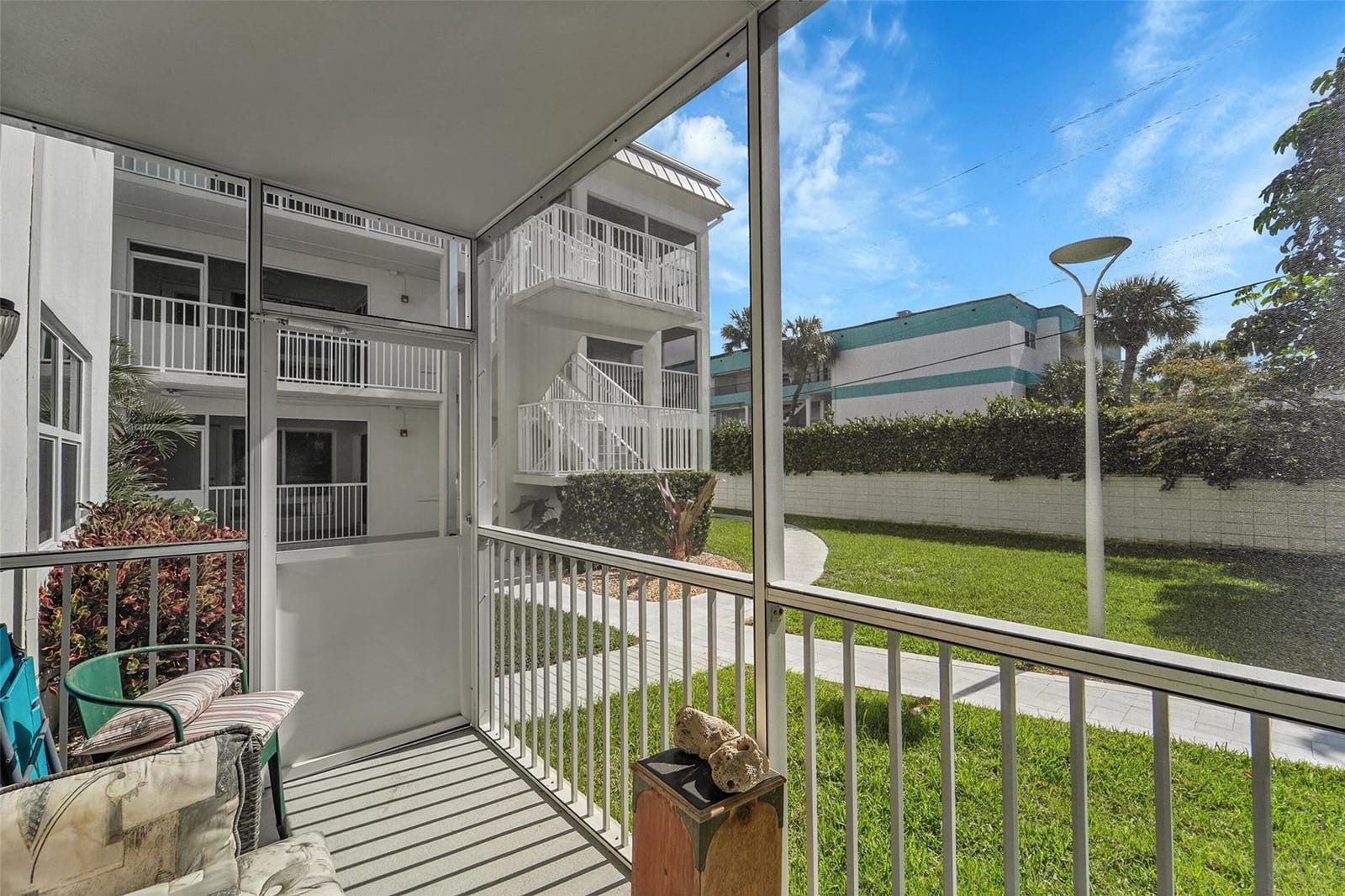 1439 S Ocean Boulevard 105, Lauderdale-By-The-Sea, FL 33062 photo 16