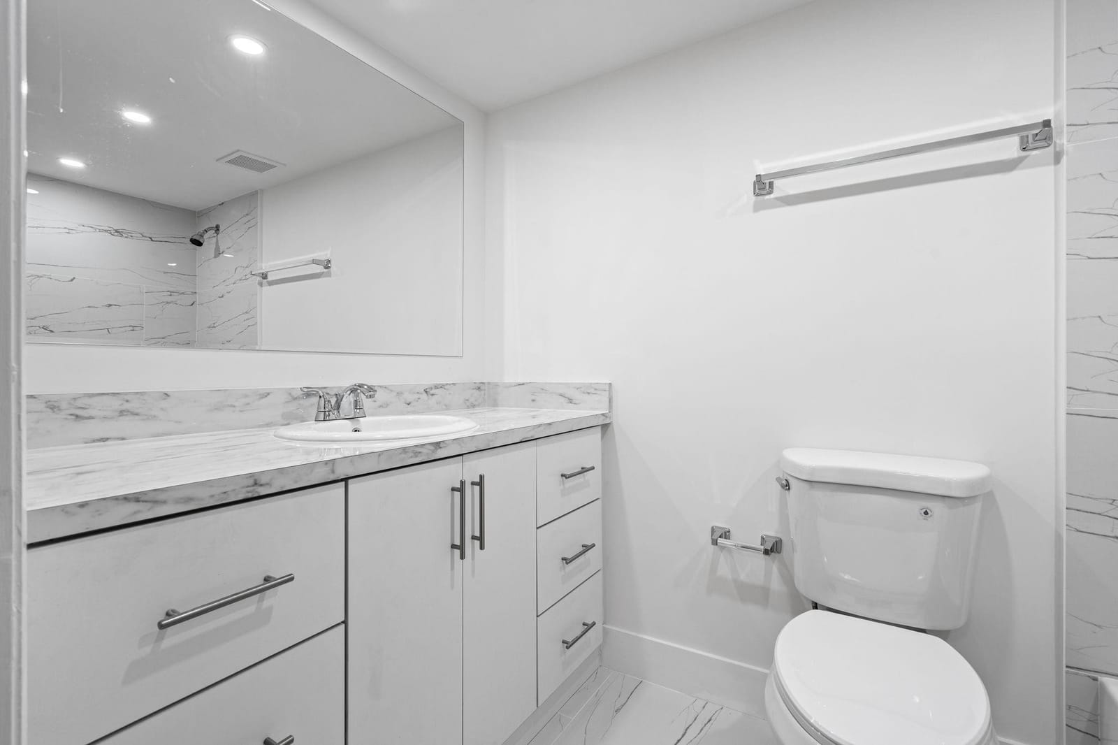 5700 SW 127th Avenue 1304 — photo 5