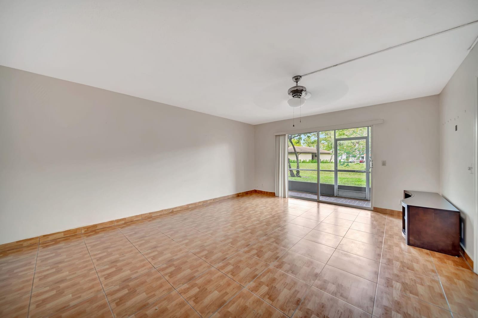 12701 SW 14th Street 106-J, Pembroke Pines, FL 33027 photo 25