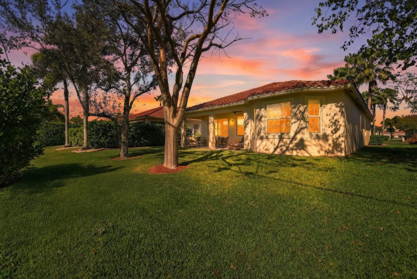 10684 Ivanhoe Lane, Wellington, FL 33414 photo 2