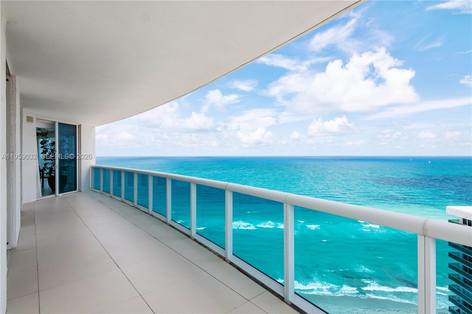 2711 S Ocean Drive 2205 — photo 2
