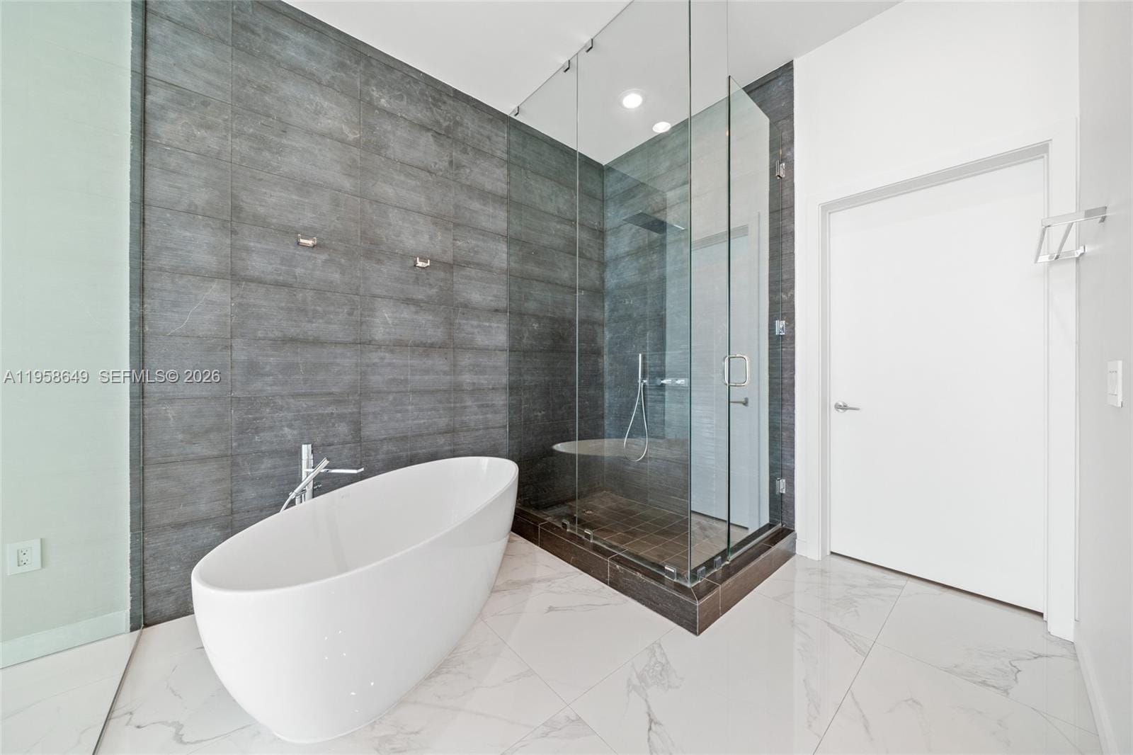 480 NE 31st Street PH5101, Miami, FL 33137 photo 17