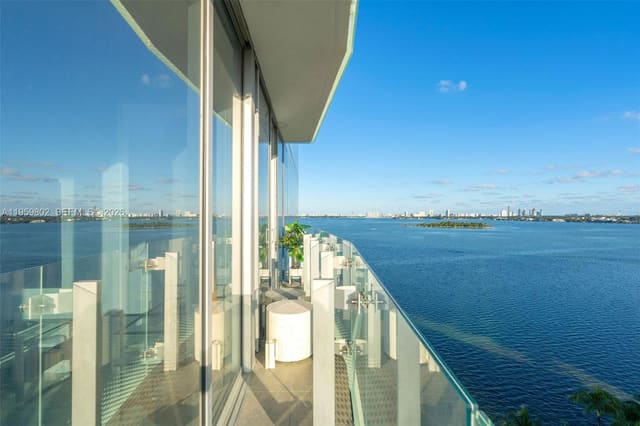 700 NE 26th Terrace 1004, sold in Escottonia Park, Miami, FL