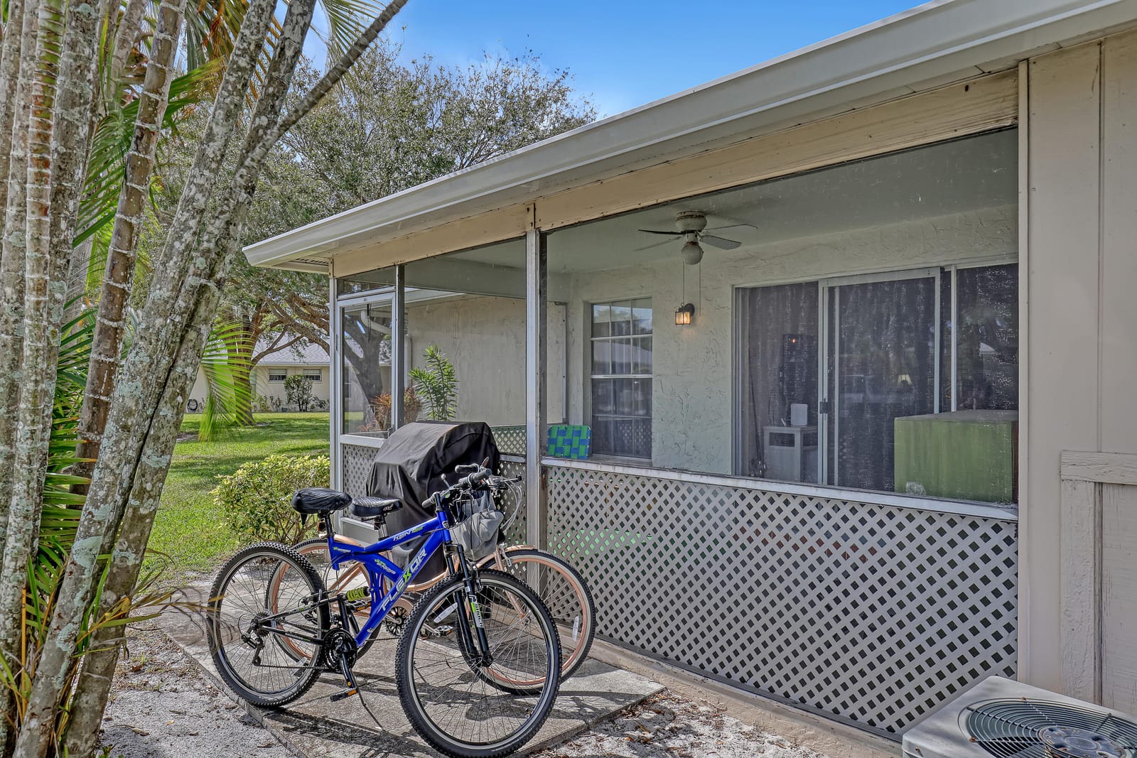 553 Covered Bridge Boulevard, Lake Worth, FL 33467 photo 23
