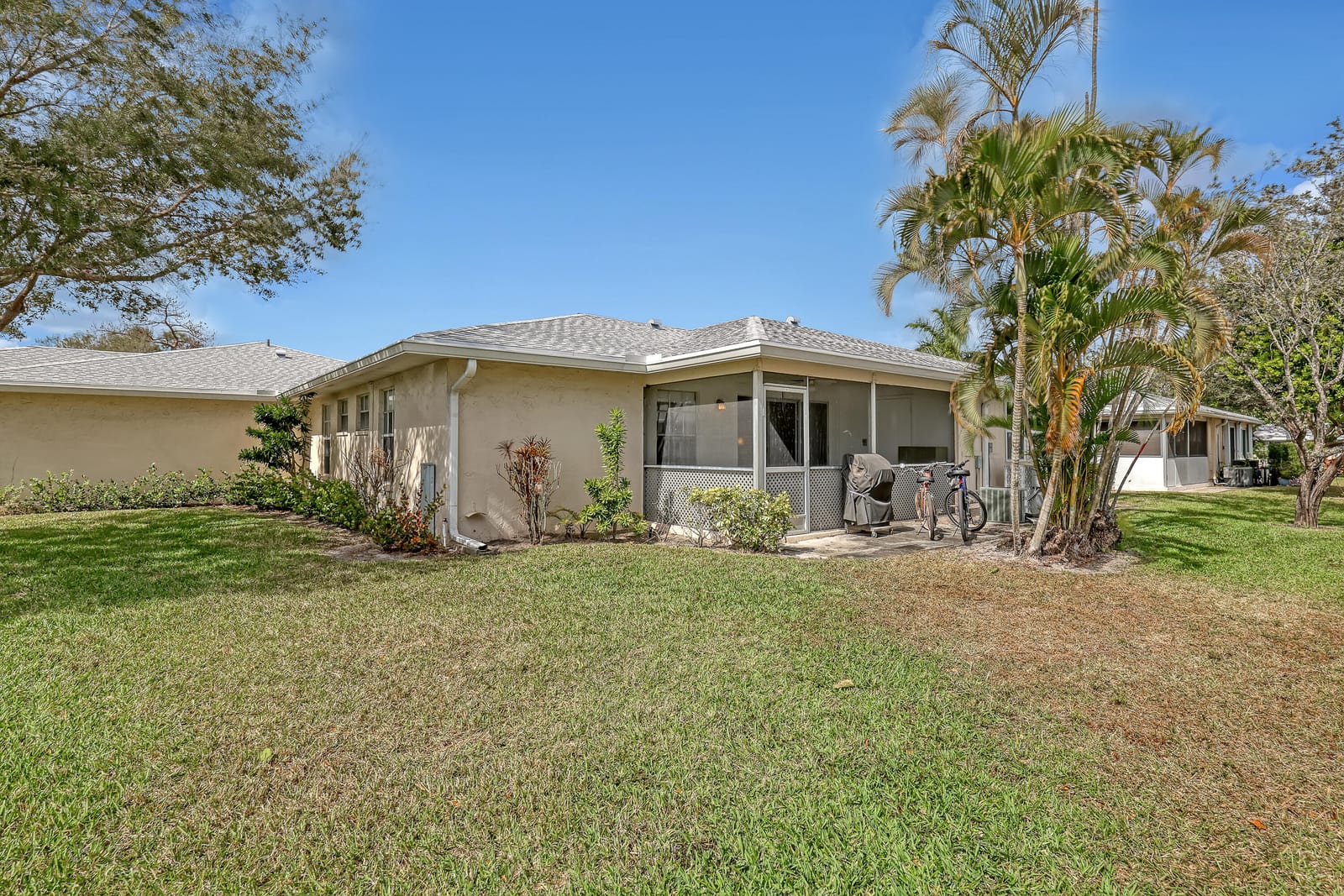 553 Covered Bridge Boulevard, Lake Worth, FL 33467 photo 27