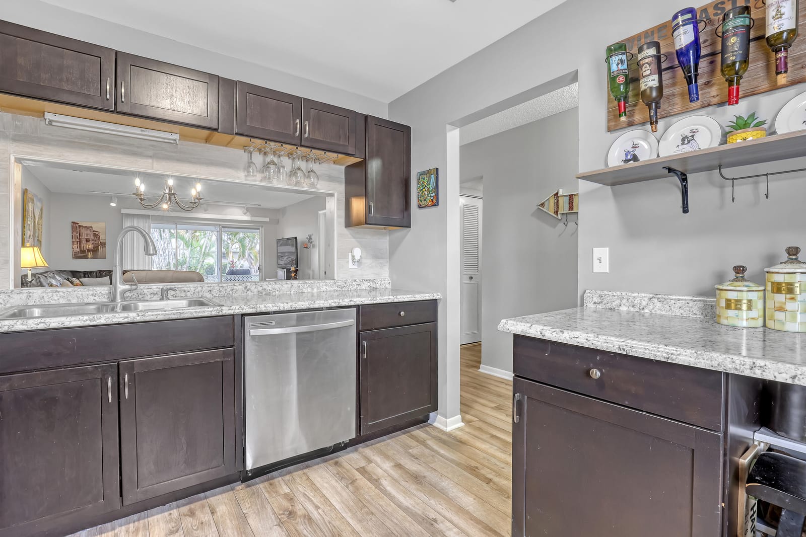 553 Covered Bridge Boulevard, Lake Worth, FL 33467 photo 8