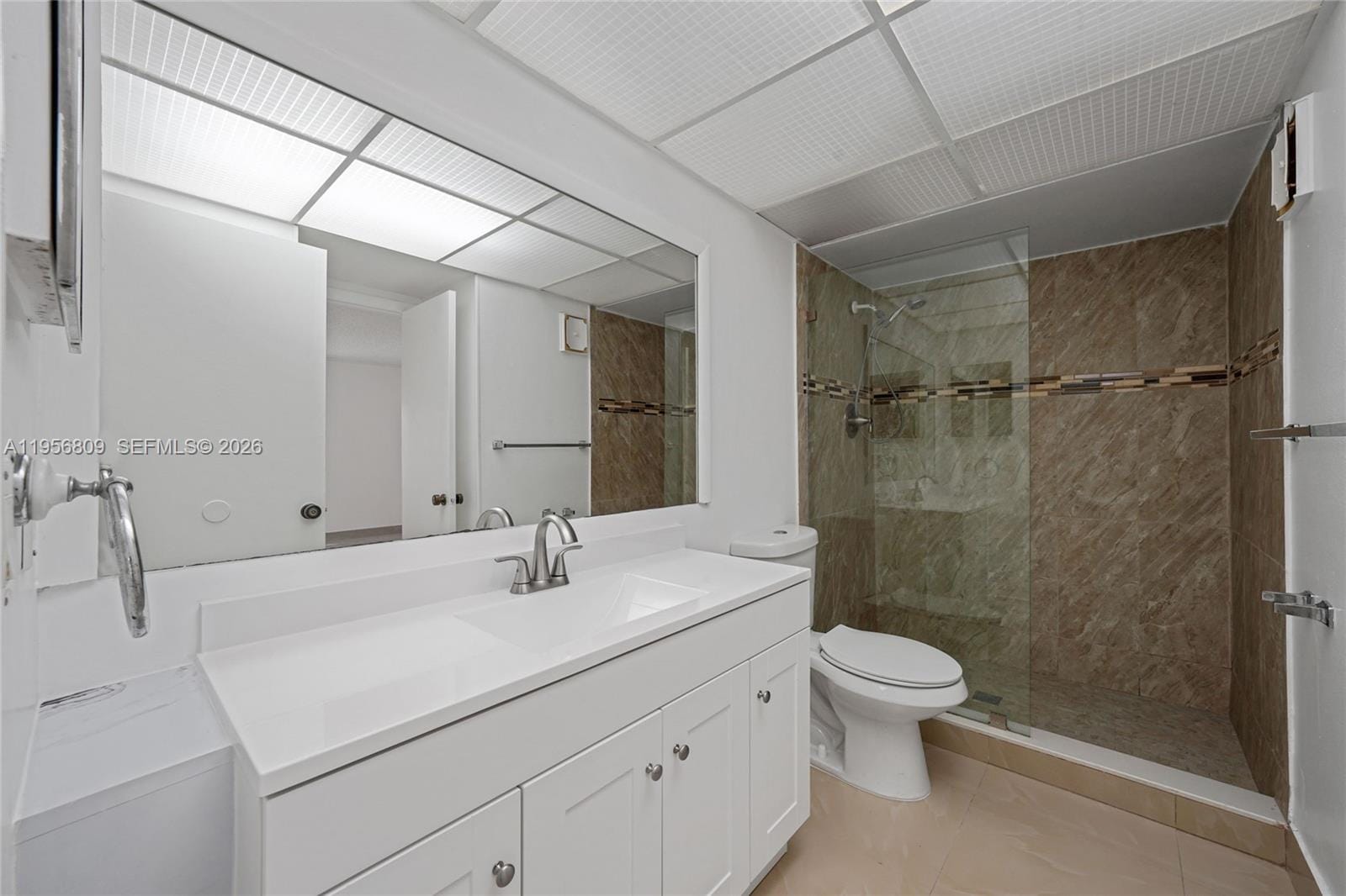 200 Lakeview Drive 101, Weston, FL 33326 photo 16