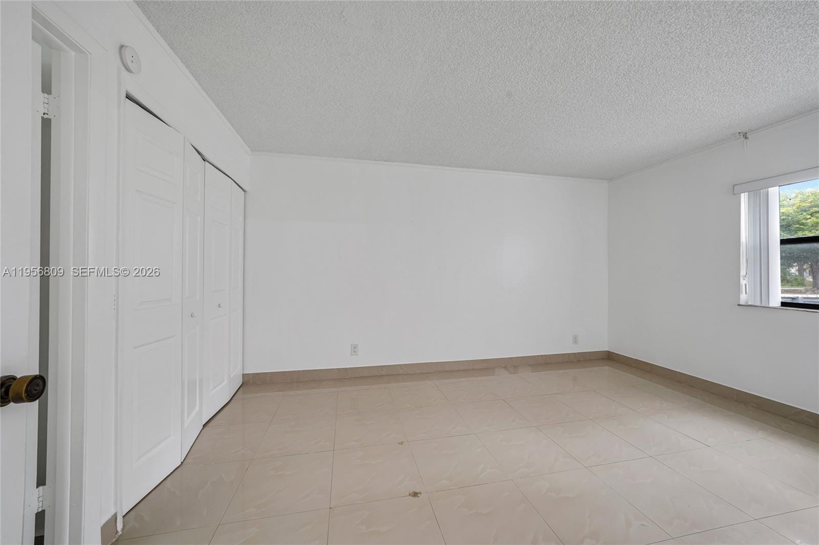 200 Lakeview Drive 101, Weston, FL 33326 photo 23