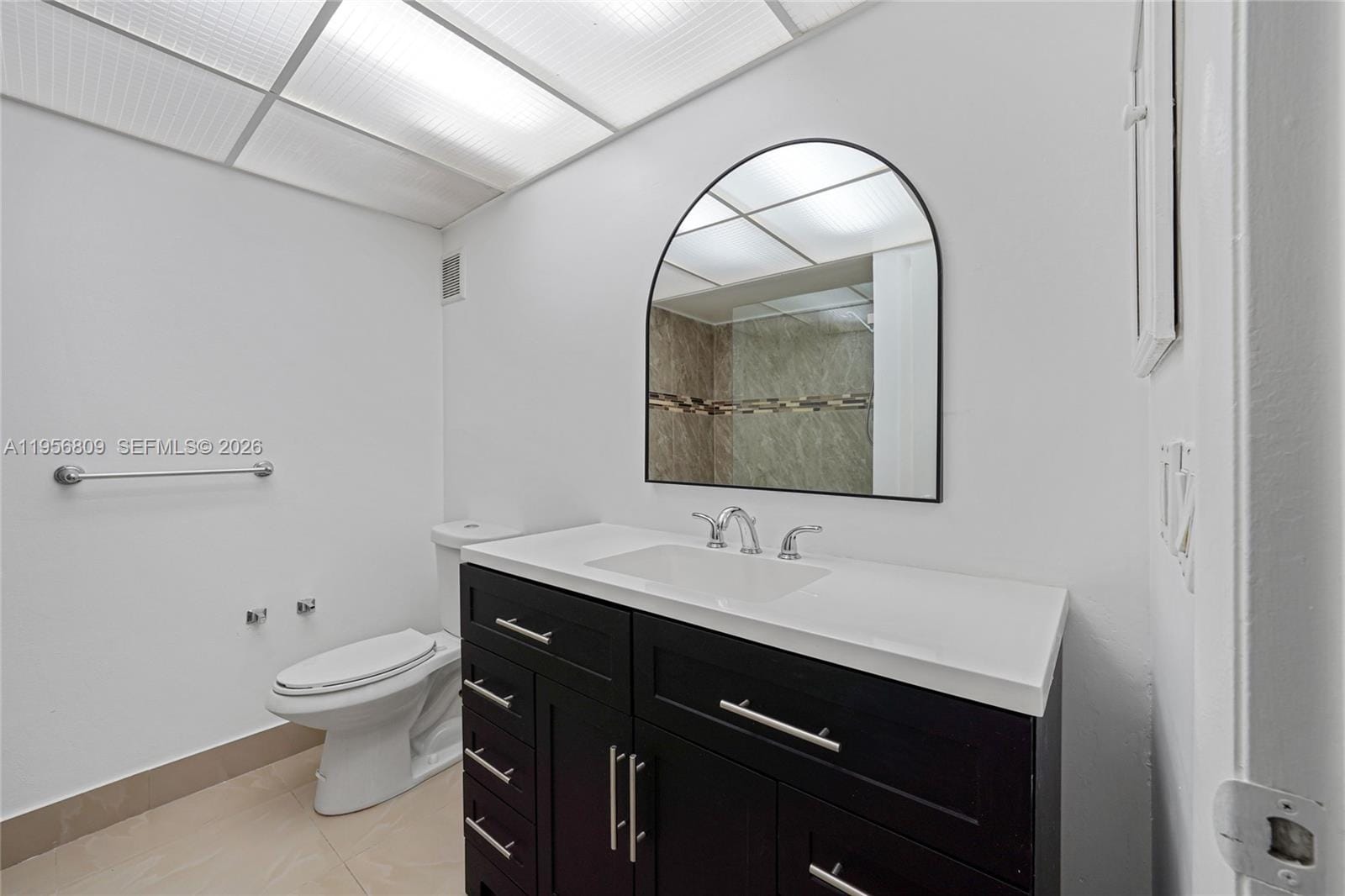 200 Lakeview Drive 101, Weston, FL 33326 photo 30
