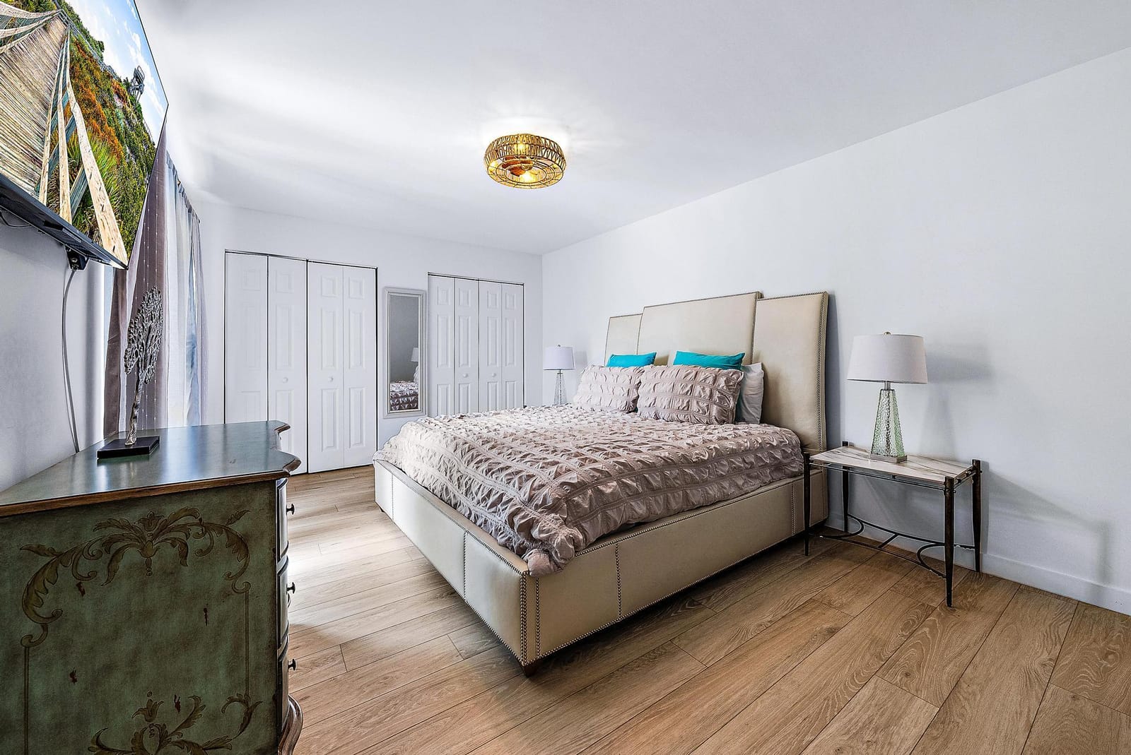 825 Center Street 42c — photo 10