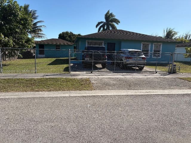 416 NW 9th Place, sold in Florida City Pud, Florida City, FL