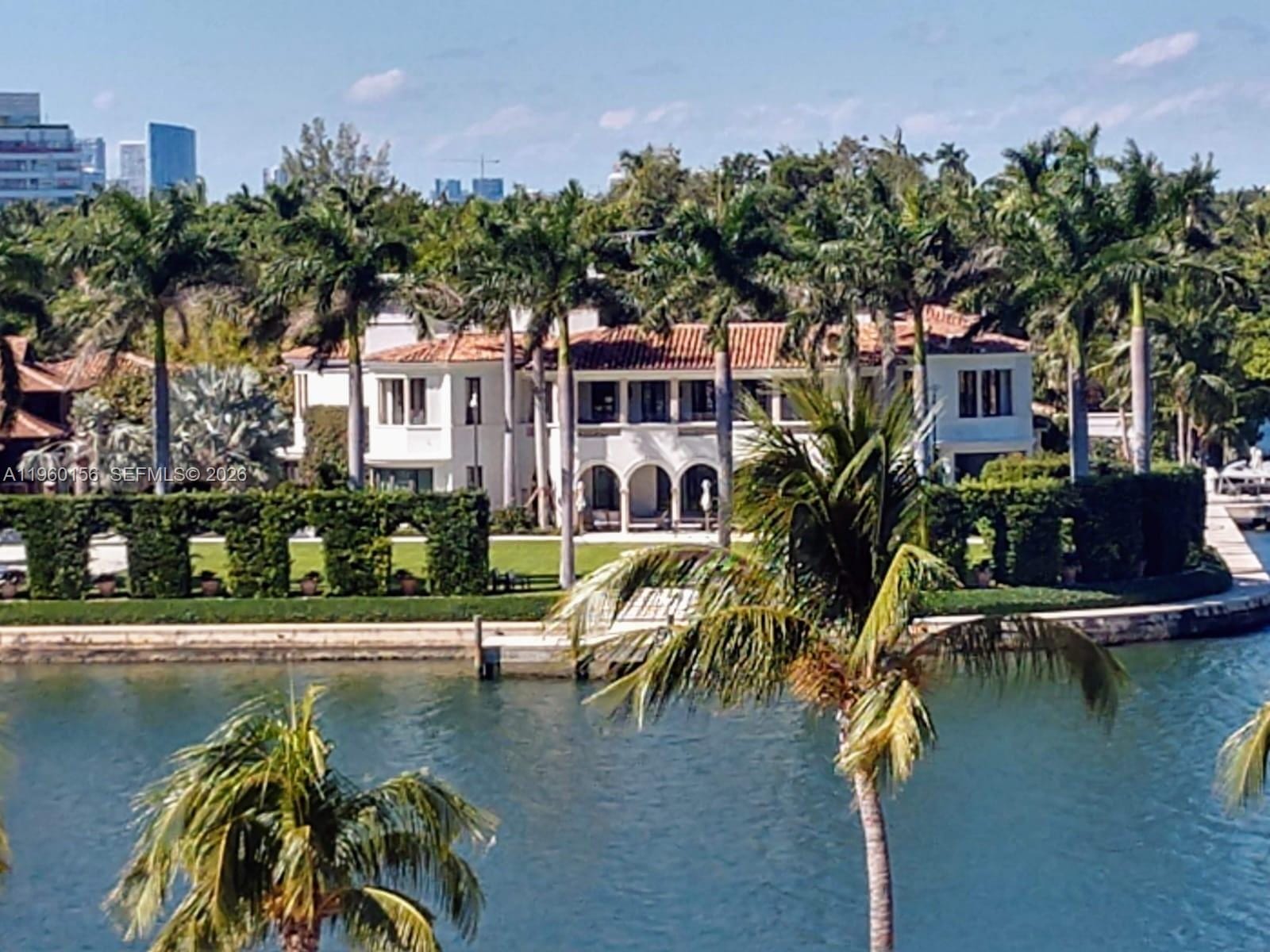 5005 Collins Avenue 504 — photo 8