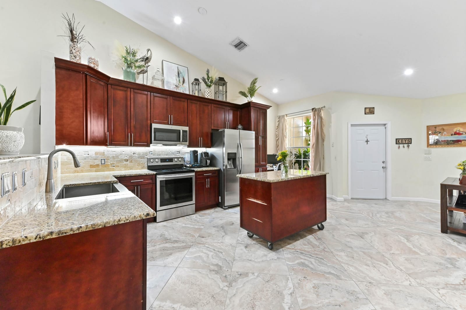 8404 Long Bay, West Palm Beach, FL 33411 photo 15
