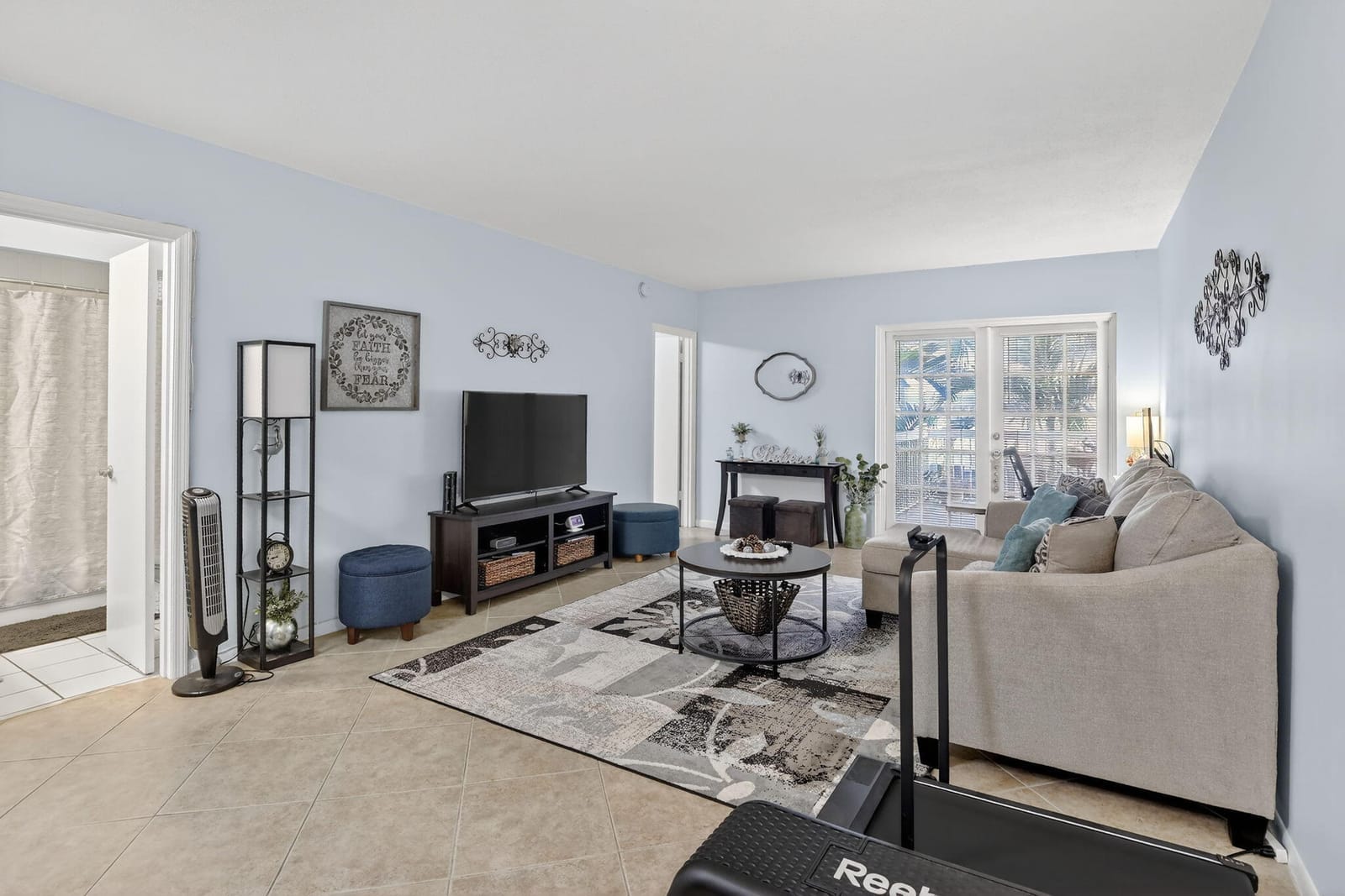 2424 SE 17th Street 208b — photo 2