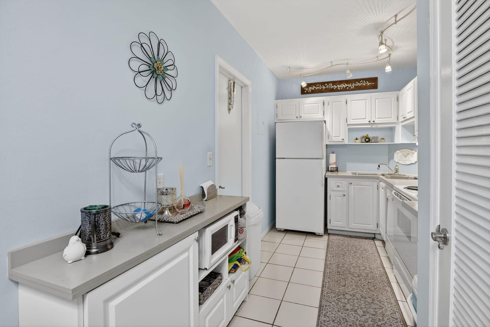 2424 SE 17th Street 208b — photo 7