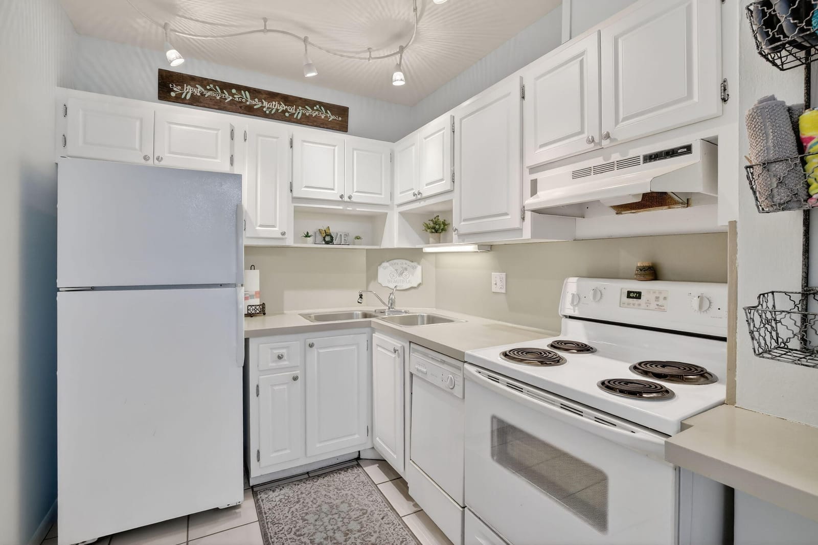 2424 SE 17th Street 208b — photo 8