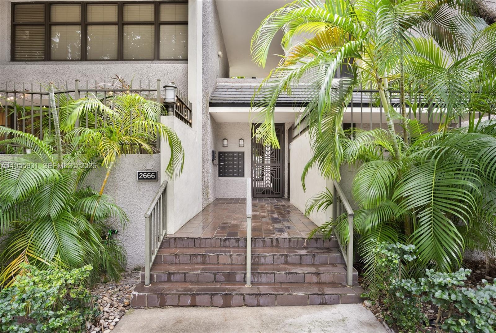 2666 Tigertail Avenue 111, Coconut Grove, FL 33133