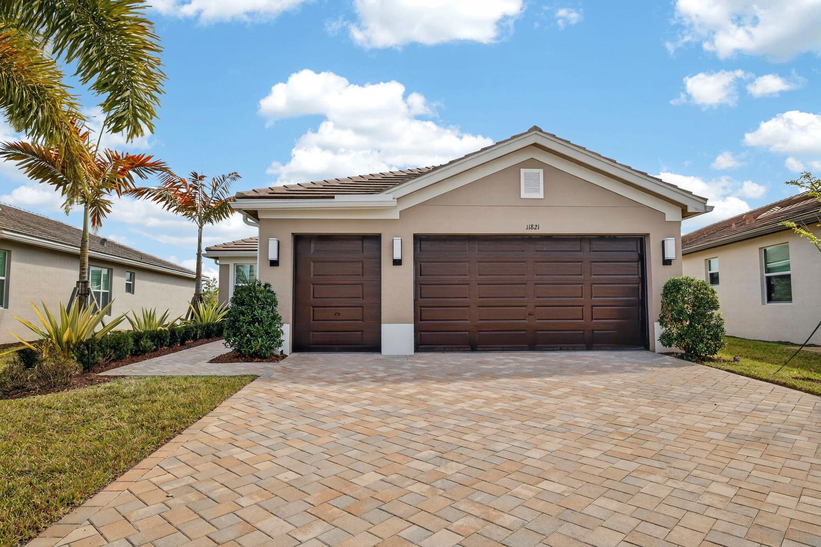 11821 SW Coral Cove Parkway, Port St. Lucie, FL 34987 photo 2