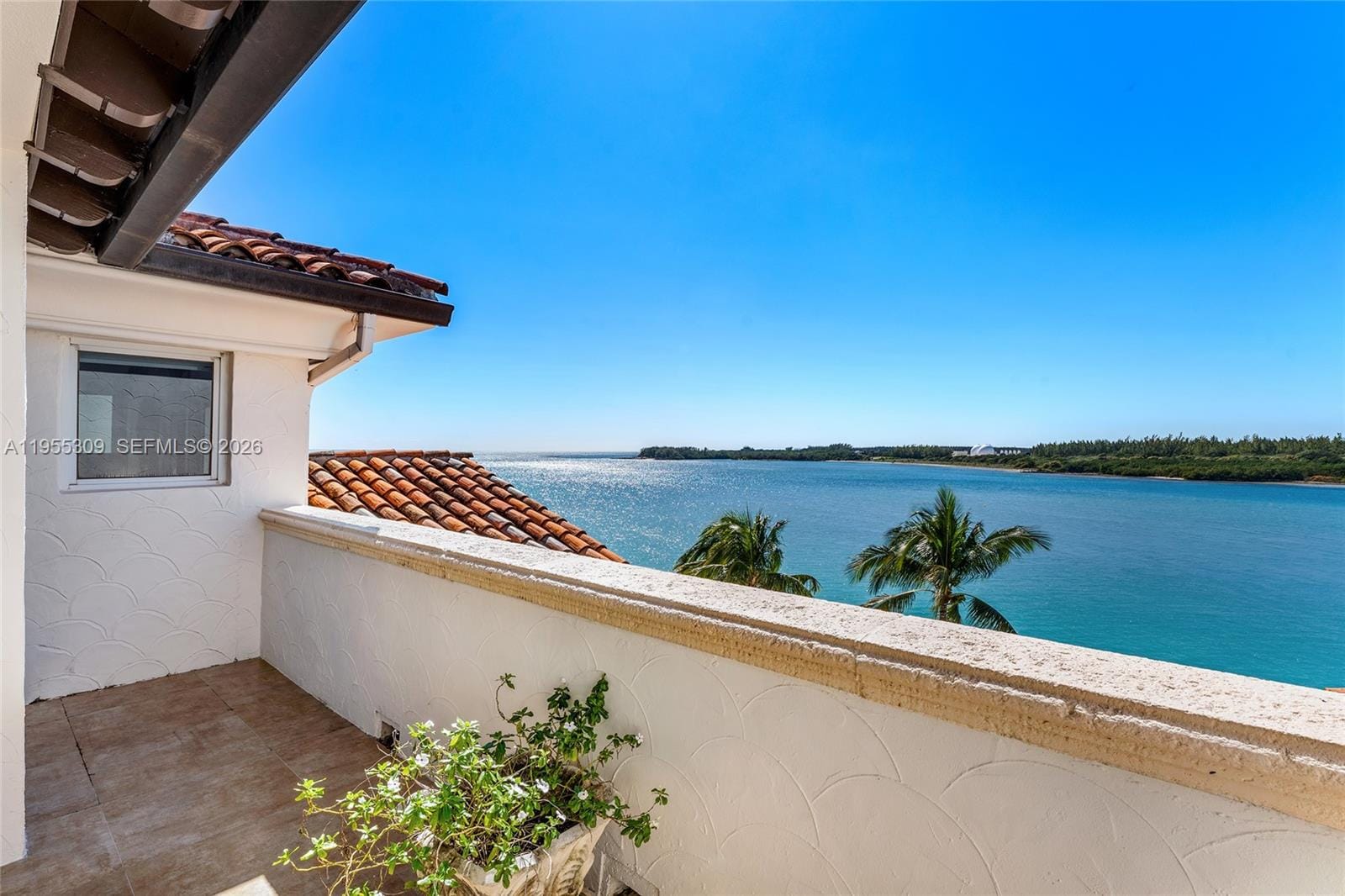 2443 Fisher Island Drive 5403, Miami, FL 33109 photo 30