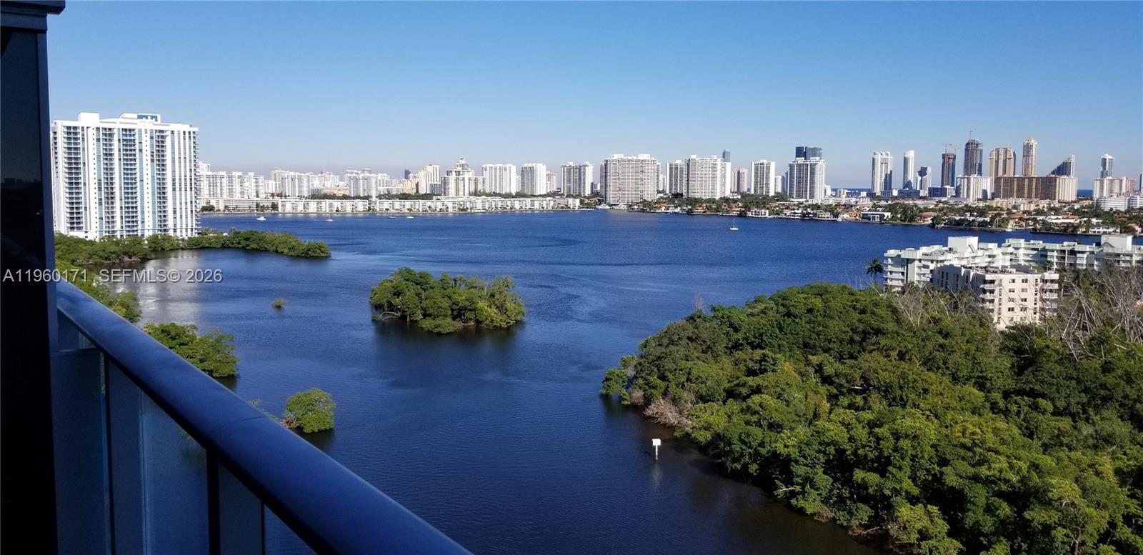 16385 Biscayne Boulevard 1516, Miami, FL 33160, Miami