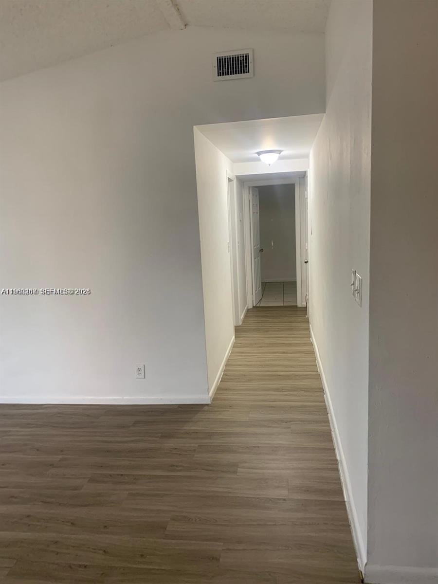 411 SW 22nd Avenue — photo 4