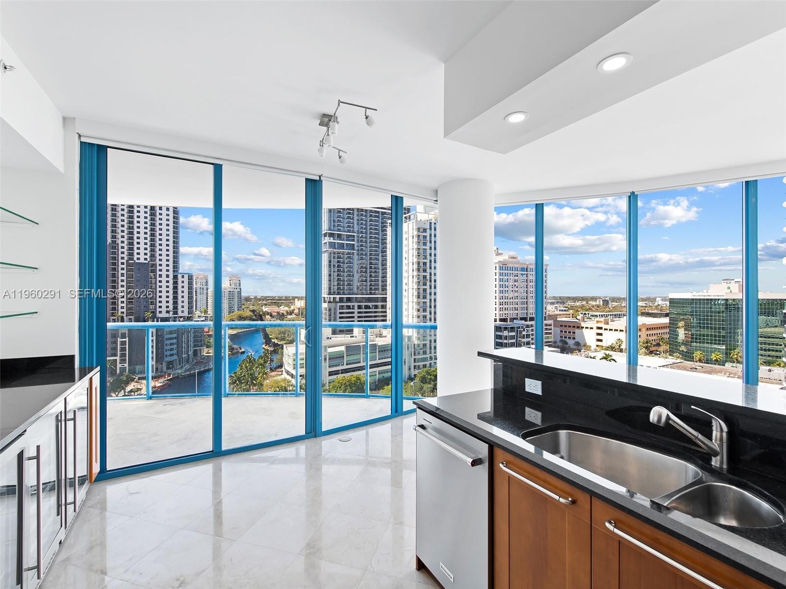 333 Las Olas Way 1502, Fort Lauderdale, FL 33301 photo 3