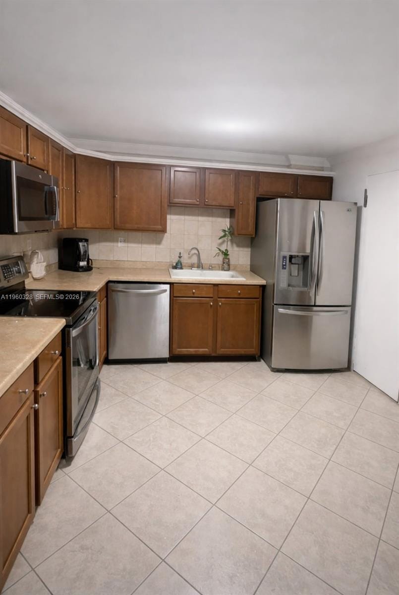 1470 NE 125th Terrace 701 — photo 2