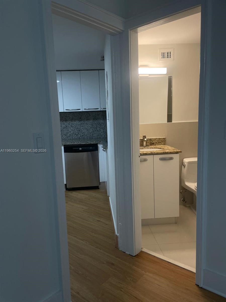 999 Brickell Bay Drive 1202, Miami, FL 33131 photo 13