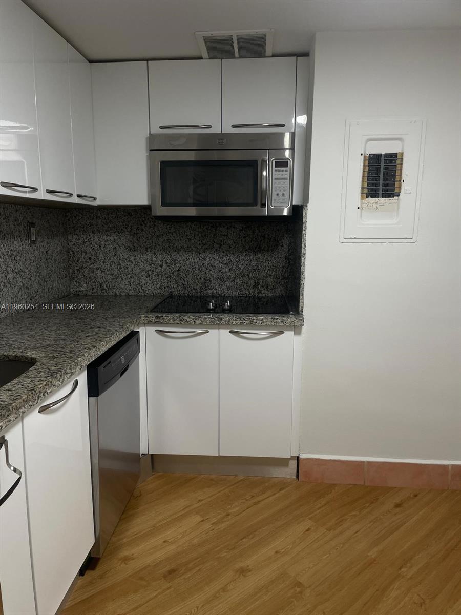 999 Brickell Bay Drive 1202, Miami, FL 33131 photo 18