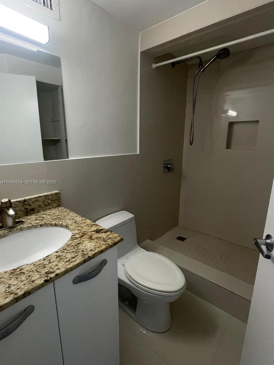 999 Brickell Bay Drive 1202, Miami, FL 33131 photo 21