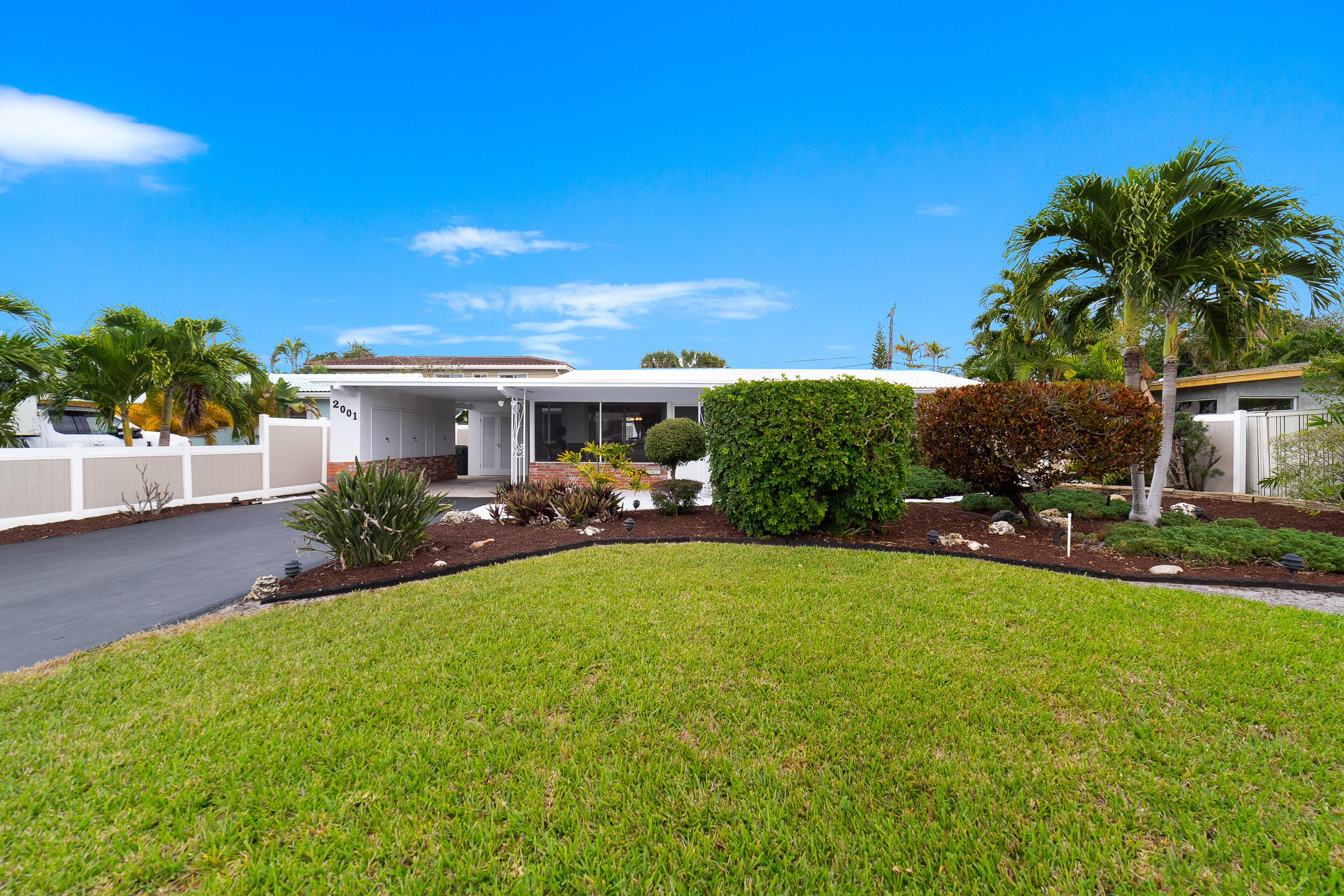 2001 NE 30th Street, Fort Lauderdale, FL 33306, Fort Lauderdale