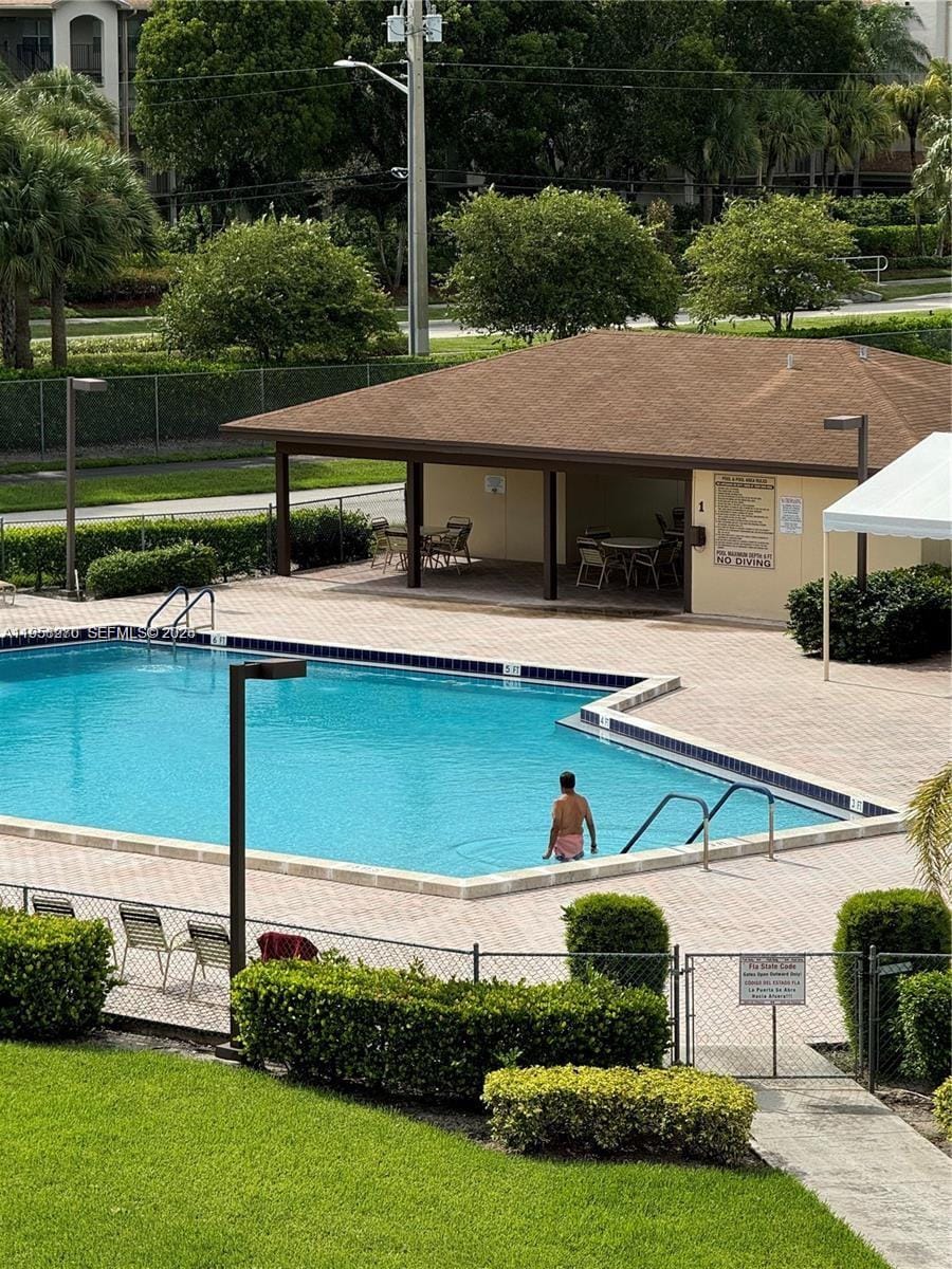13550 SW 6th Court 409A, Pembroke Pines, FL 33027 photo 18