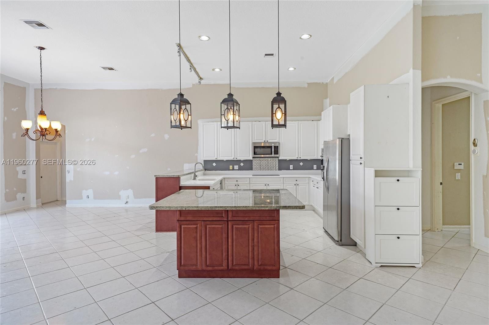 15989 SW 14th Street — photo 9