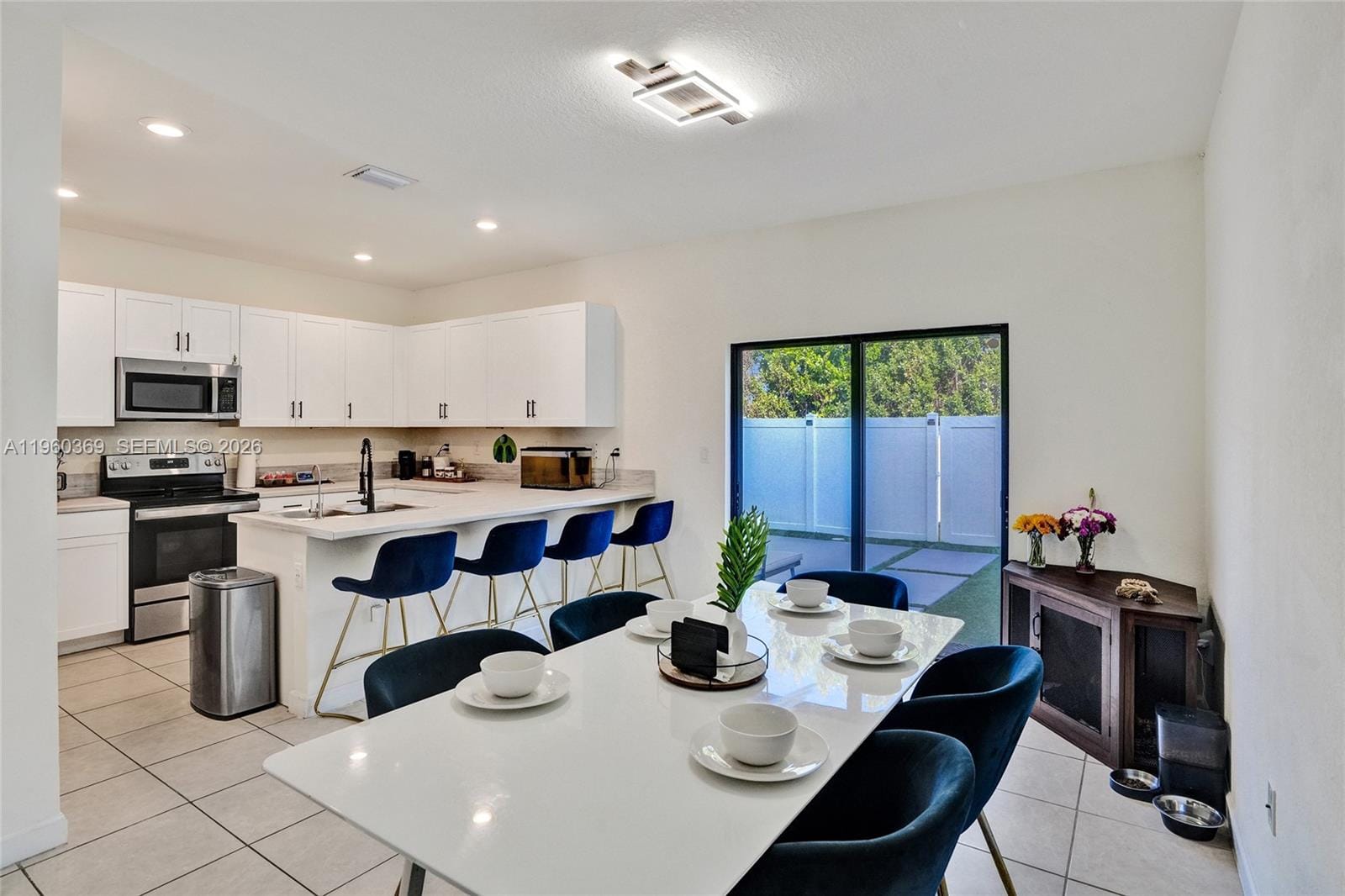11135 W 32nd Lane, Hialeah, FL 33018 photo 4