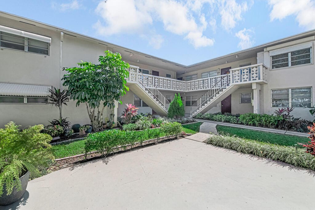 606 S C Street 204, Lake Worth Beach, FL 33460