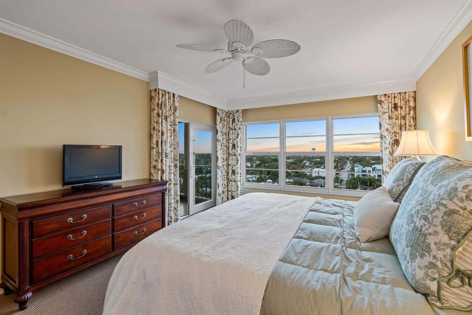 400 Seasage Drive 1101, Delray Beach, FL 33483 photo 17